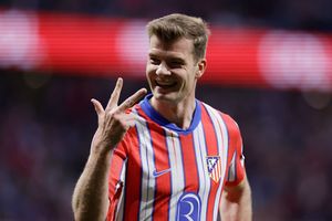 ސޯލޯތު ސްޕެނިޝް ލީގުގެ އެންމެ އަވަސް ހެޓްރިކްގެ ރެކޯޑް ހަދައިފި
