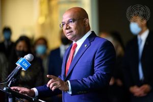 ޝެންގެން ވިސާ ނެގޭ އިންތިޒާމު ފުޅާކުރަން ޝާހިދުގެ ދައުވަތެއް