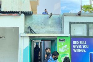މާލޭގެ ގެއެއްގެ ތެރެއިން މަރުވެފައި އޮތް މީހެއް ފެނިއްޖެ