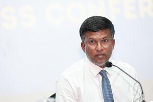 "އަރުތަ" ޕްރޮގްރާމްގައި އުސޫލެއް ނެތް، ރިވިއު ކުރާނަން: ރިޔާޒް