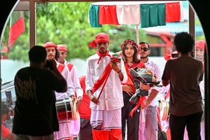 ދީމާ އަށް ޝަރަފްވެރި ހާއްސަ މަރުހަބާއެއް