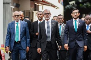 ރައީސްގެ އެންގެވުމާ މެންބަރުންތަކެއް ހިލާފުވީ ކީއްވެ؟