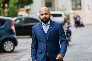 މާލީ ބަޔާނުގެ ހަބަރާ ގުޅުވާ މީޑިއާ ބިލު އަވަސްކުރަން ގޮވާލައިފި