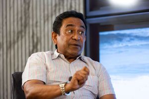 ސުކޫކު ދައްކަން ލޯނު ނަގަން އުޅެނީ 17 ޕަސެންޓުގައި: ޔާމީން