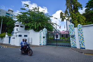 މުލީއާގެއާ ގުޅޭ މައްސަލައެއްގައި ފައިސާ ހޯދަން އަންގައިފި