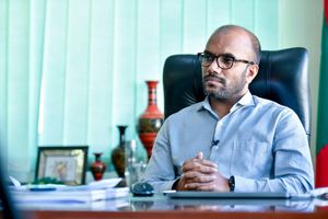 ކޮވިޑުގެ ސަބަބުން ދައުލަތަށް 36 ބިލިއަން ރުފިޔާގެ ގެއްލުން ވާނެ: އަމީރު
