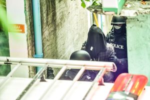 ދައުވާނުކޮށް ބަންދުގައި ތިން މަސް ބެހެއްޓޭ ގޮތަށް ހަދައިފި