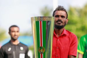 ހޮކޭ، ފުޓްބޯޅައިގެ ޖެހިލުންކުޑަ ތަރިއެއް!