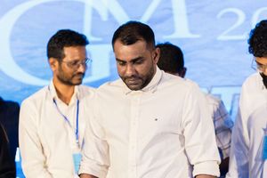 ކުރީގެ މިނިސްޓަރު ފައިސަލްގެ ގެއަށް ރޭޑު ޖަހަން މަސައްކަތް ކުރި