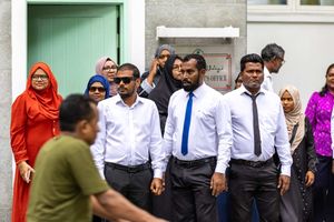 ލާމަރުކަޒީ ގާނޫނަށް ގެންނަ ބަދަލާ ގިނަ ކައުންސިލްތައް ދެކޮޅު