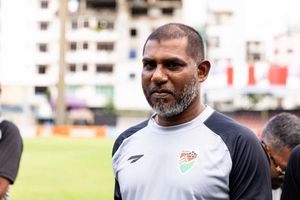 ކީޕަރުންނަށް އިމްރާންގެ އިތުބާރު އެބައޮތް 