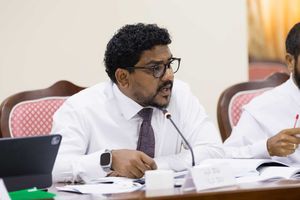 ސާވިސް ޗާޖުގެ މައްސަލަ އެޖެންޑާ ނުކުރާތީ މަޓޭގެ ކަންބޮޑުވުން