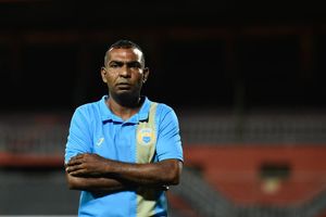 ކްލަބް އޭދަފުށީގެ ކޯޗަކަށް އާތީ ހަމަޖައްސައިފި