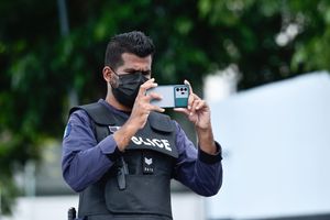 ކޮވިޑަށް ޕޮޒިޓިވް ދެ މީހަކު ފިލައިފި