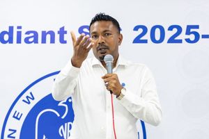 ފުޓްބޯޅައިގެ ކަންކަމުގައި ވެސް ރައީސްގެ އިރުޝާދާއި ލަފާފުޅު ލިބޭ