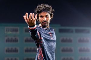 އިނގުރައިދޫ އާއި ދުވާފަރު ގަދަ 16 އަށް 