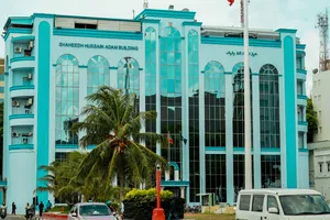 ބިދޭސީންގެ ވަގު ވިޔަފާރިތަކަށް ދިވެހިންގެ އެކައުންޓުތައް ދޫކުރަނީ