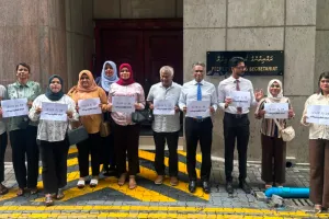 ބިންތައް އަތުލެވޭ އިސްލާހު ބޭރުކުރަން ގޮވާލައި އިހުތިޖާޖުކުރަނީ
