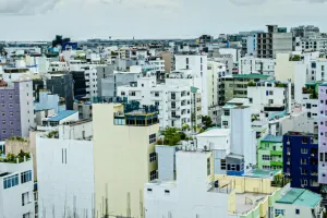 ވެރި ރަށް މާލެ އާއި ހުޅުމާލޭގެ ބޮޑު ބަޔަކުން ކަރަންޓު ކެނޑިއްޖެ 