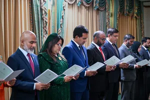 ހުލާސާކޮށް އިއްޔެ، ކެބިނެޓަށް ބޮޑެތި ބަދަލުތަކެއް