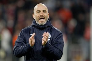 ސިޓީގެ އެސިސްޓަންޓް ކޯޗަކަށް ހުރި މަރެސްކާ ލެސްޓާގެ ކޯޗަކަށް 