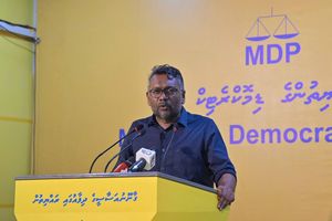 ރައީސް މުއިއްޒު އުޅުއްވަނީ ހުދުމުހުތާރު ވެރިކަމެއްކޮށް އިންތިހާބެއް ނުބާއްވަން: ފައްޔާޒު