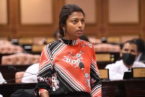 "އިދިކޮޅު މީހުންނޭ" ބުނުމުން އީވާގެ ނުރުހުން ޝަރީފަށް 