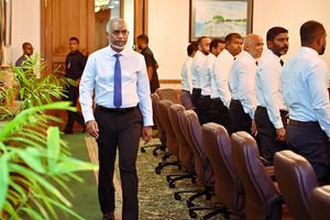 No desks or chairs for political appointees