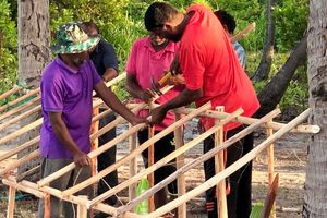 ގެމަނަފުށިން އަހަންވީ، ބަލަންވީ، ދަސްކުރަންވީ ކަންކަން