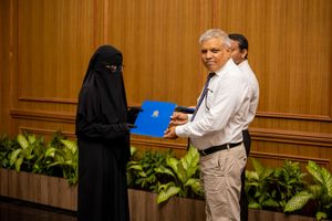 ގައުމި ޔުނިވާސިޓީން 12 ދަރިވަރަކަށް ސްކޮލާޝިޕް ދޫކޮށްފި