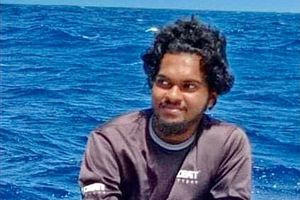 ޑޮކްޓަރަށް ދައްކަން މާލެ އައި ޒުވާނަކު ގެއްލިގެން ހޯދަނީ 