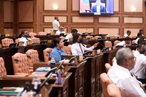 ގާޒީންނަށް ވިހެއުމުގެ ޗުއްޓީ ދޭން ހުށަހެޅުމުން، އޮއްސާލީ ޝަކުވާ