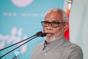 ދިވެހީންގެ ރާއްޖެ ބިނާ ކުރަން 15 އަހަރު ވެރިކަމުގައި ތިބެން ޖެހޭ: އަބްދުއްރަހީމް