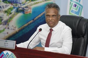 "އެ ދައްކަނީ އުޒުރު، އޮޅުހިޔާ ހުރީ ބުޅާ ގެންގުޅެވޭ ހާލަތުގައި"