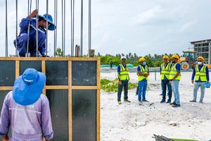 10،000ރ. އިން މަތީގެ މުސާރައިގައި އެމްޓީސީސީއަށް ދިވެހިން ހޯދަނީ