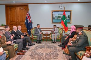 އޮސްޓްރޭލިއާގެ ޑިފެންސް މިނިސްޓަރު ރާއްޖޭގައި