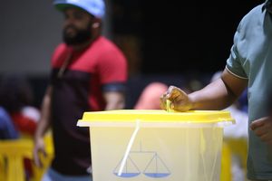 ޕްރައިމެރީގައި ގަޑުބަޑެއް ނެތް ކަމުގެ ޔަގީންކަން ދީފި