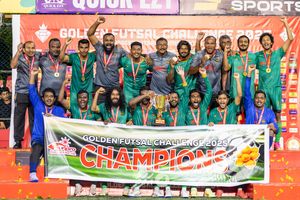 މަހިބަދޫ ކައިރިން ބަދަލުހިފައި މަންދޫ އަށް ތާރީހީ ތަށްޓެއް