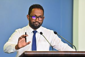 ސަރުކާރުން އެއްވެސް މީހަކަށް ވަޒީފާގެ ބިރެއް ނުދައްކާނެ: މިއުވާން