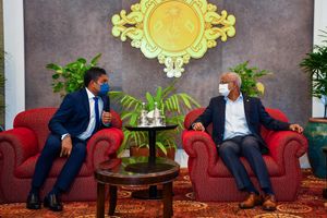 ބޭސްފަރުވާ ނިންމަވައި ރައީސް މާލެ ވަޑައިގެންފި 