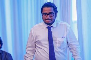 ޔާމީން ގެ ކައިރީ އެއްވުމެއް، ޝުމްބާ ހައްޔަރުކޮށްފައި ދޫކޮށްލައިފި