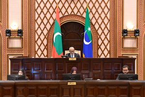 ސަރުކާރު ބަންދުކުރިޔަސް މާދަމާ މަޖިލިސް އޮންނާނެ 