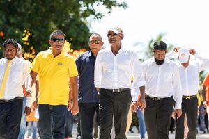 ރައީސްގެ ނޫނު ދަތުރު: ރަށްތައް، ވައުދުތައް އަދި މަޝްރޫއުތައް 