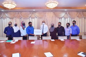 މަސައްކަތްތެރިންގެ ކަންބޮޑުވުމާއި ގޮންޖެހުންތައް ރައީސްއަށް