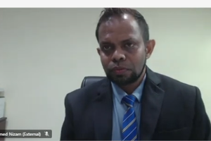 އެމްއެމްއޭގެ އިސް އޮފިޝަލަކު ދައުލަތާ ދެކޮޅަށް ވަކާލާތުކޮށްފި