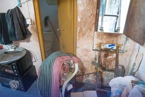 Expats detained while preparing food in unhygienic conditions