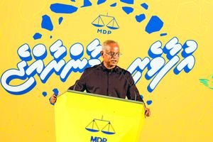 ރައީސް ދެއްވި ބަނދަރާއި އެއާޕޯޓު ބޮޑުކުރާނެ ކަމުގެ ޔަގީންކަން