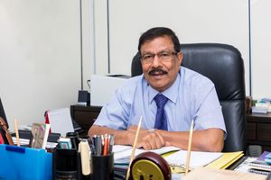 ފަގީރު ގައުމު މުއްސަނދިކޮށްދިނުމުގެ އުފަލާއި ޝަރަފް