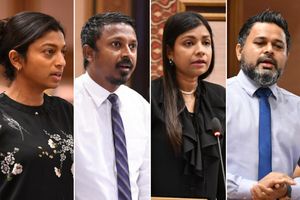 އަންހެނުންނަށް ގާސިމް އަމާޒުކުރެއްވި ކޮމެންޓާއެކު ހޫނުވެއްޖެ