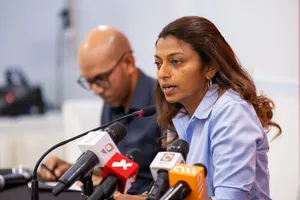 ހުލާސާކޮށް އިއްޔެ: ރެފަރެންޑަމްއާ ދެކޮޅު އަޑުތައް ގަދަވަނީ